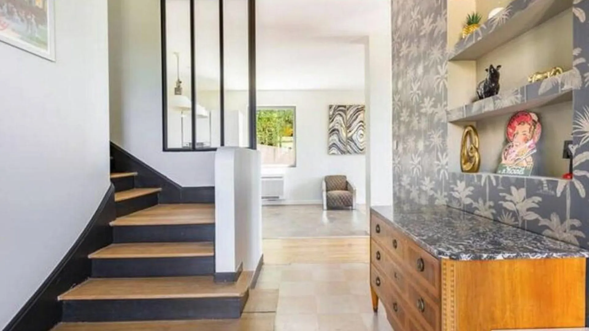 Elegante Maison A Vichy : Piscine Chauffee, Jardin Arbore, Terrasse Et Climatisation - Fr-1-489-494 0*,